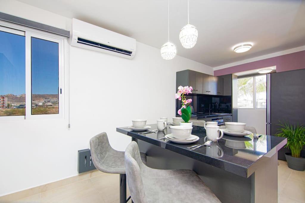 Vacay Condo Walk To The Beach Restaurants & Clubs Cabo San Lucas Ngoại thất bức ảnh